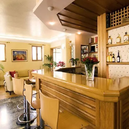 Villa Io *