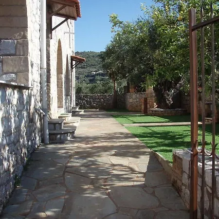 Villa Io Stoúpa