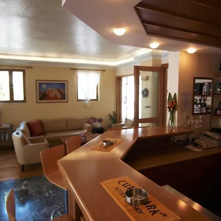 Io Villa Stoúpa